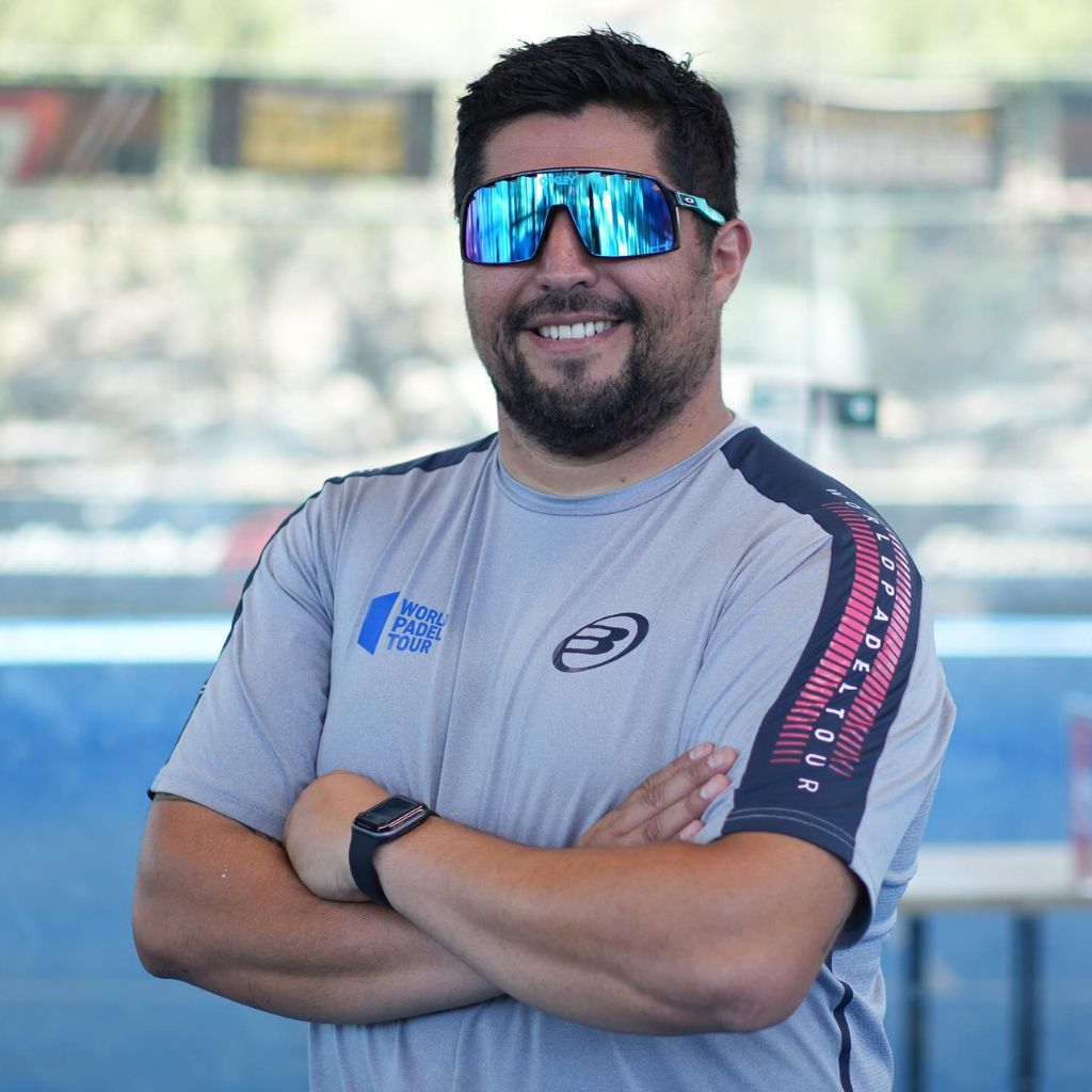 04 - Juan Arriagada - PROFESOR - 01 Foto Perfil